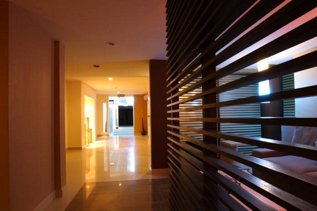 Legallery Suites Hotel Μπαντάρ Σερί Μπεγκαβάν Εξωτερικό φωτογραφία