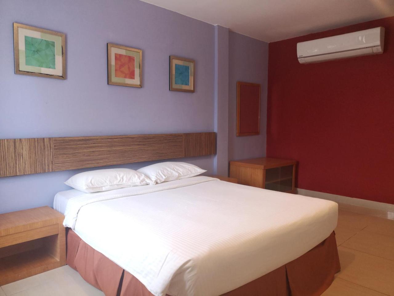 Legallery Suites Hotel Μπαντάρ Σερί Μπεγκαβάν Εξωτερικό φωτογραφία