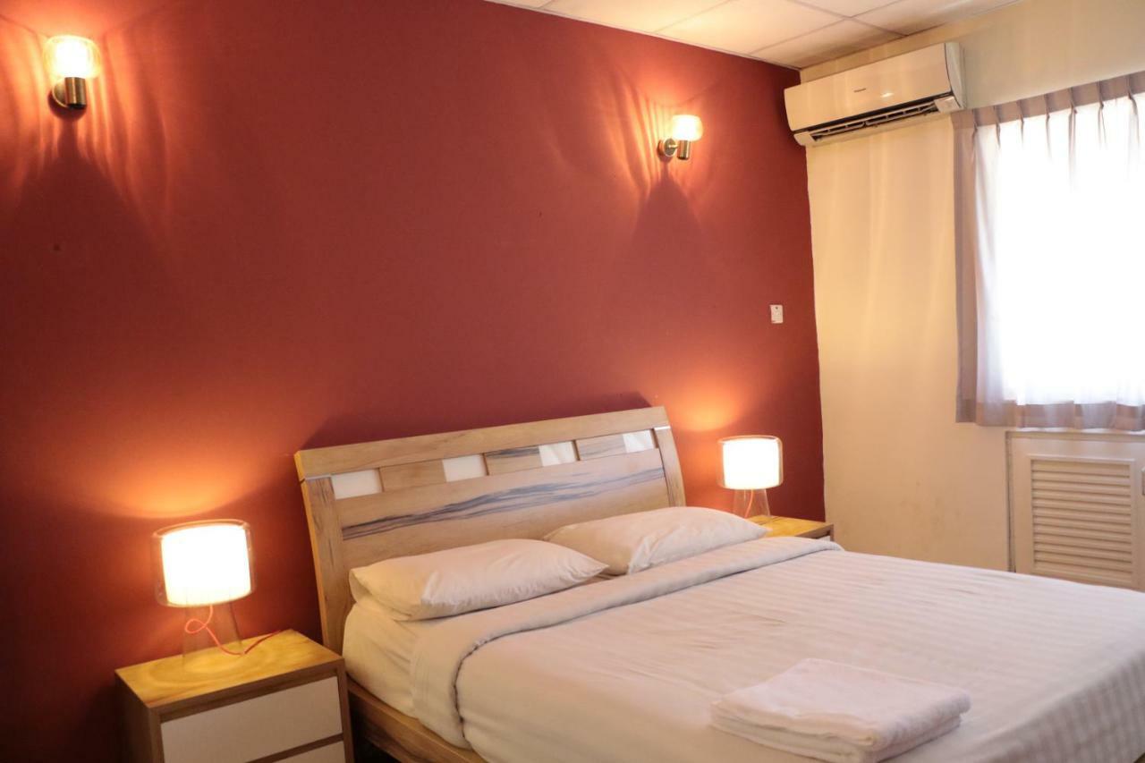 Legallery Suites Hotel Μπαντάρ Σερί Μπεγκαβάν Εξωτερικό φωτογραφία