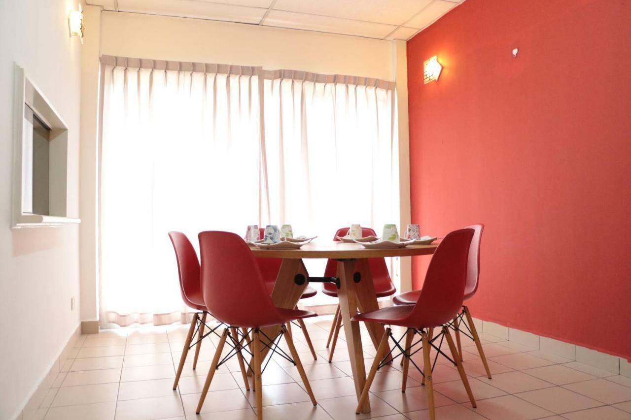 Legallery Suites Hotel Μπαντάρ Σερί Μπεγκαβάν Εξωτερικό φωτογραφία